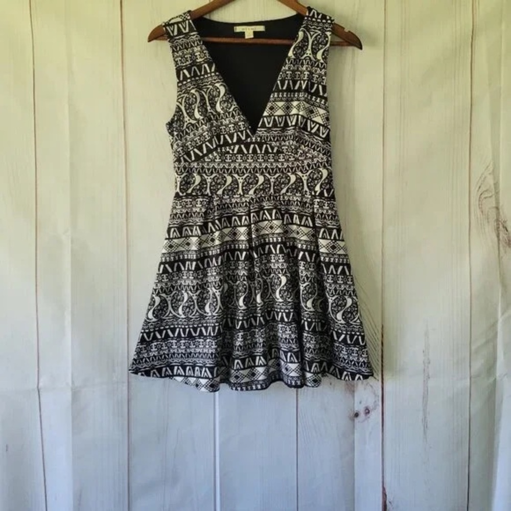 Miami Monochrome Patterned Mini Dress